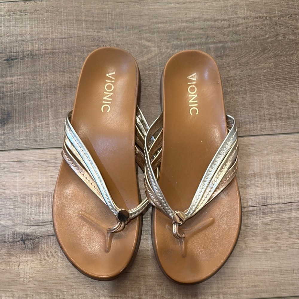 Vionic Women's multi metallic straps and Tan footbed Sandals